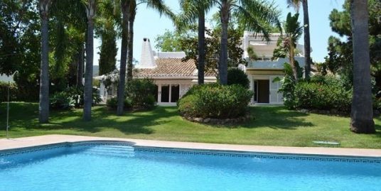 Villa in Rio Real Marbella