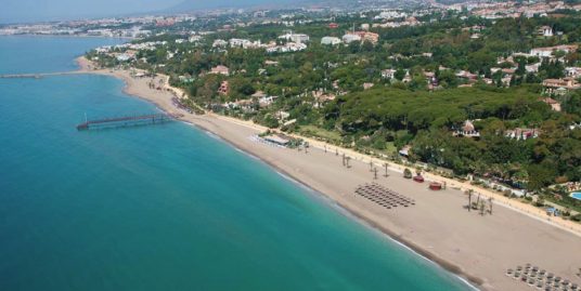 Townhouse Puente Romano Marbella