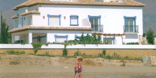 Townhouse for Sale in East Estepona, Málaga