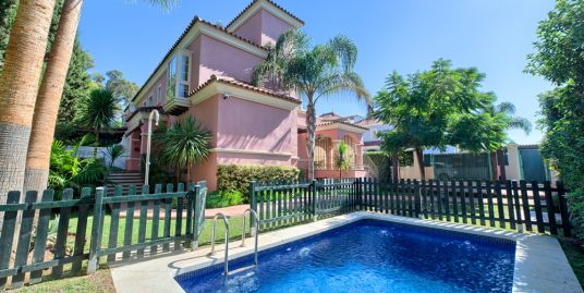Semi-Detached for Sale in San Pedro de Alcántara, Marbella, Málaga