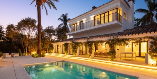 Detached Villa for Sale in Nueva Andalucía, Marbella, Málaga