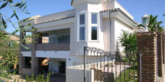 Villa for Sale in Benahavís, Málaga