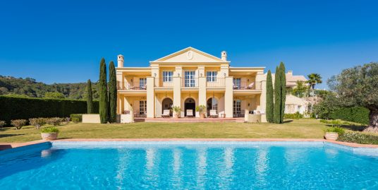 Villa for Sale in Benahavís, Málaga
