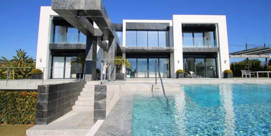 Villa for Sale in Benahavís, Málaga