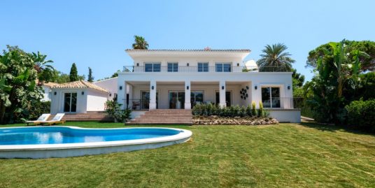 Villa for Sale in Guadalmina Alta, Marbella, Málaga