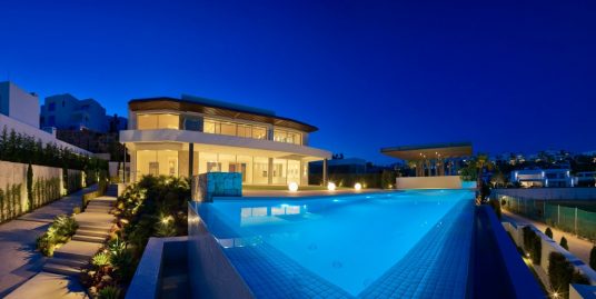 Villa for Sale in Benahavís, Málaga