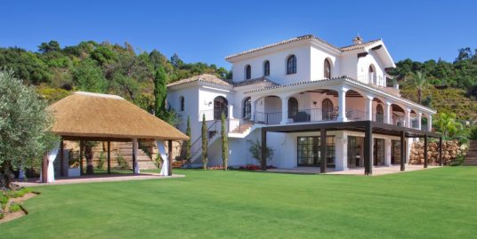 Villa for Sale in La Zagaleta, Benahavís, Málaga