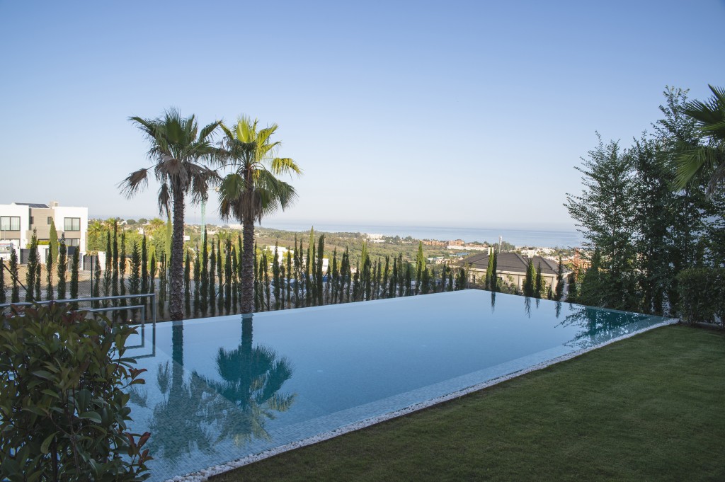 Villa for Sale in Los Flamingos, Benahavís, Málaga