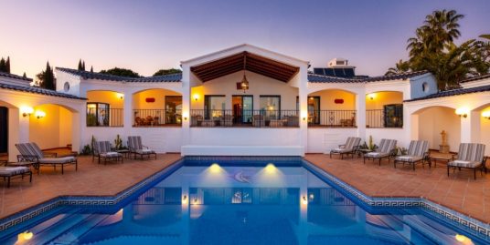 Villa for Sale in Benahavís, Málaga
