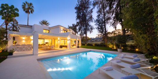 Villa for Sale in Nueva Andalucía, Marbella, Málaga
