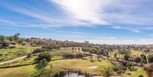 Duplex Penthouse for Sale in New Golden Mile, Estepona, Málaga