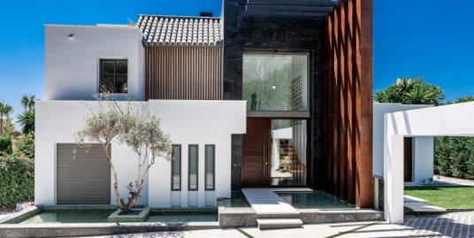 Villa for Sale in Sierra Blanca, Marbella, Málaga