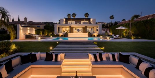 Villa for Sale in Nueva Andalucía, Marbella, Málaga