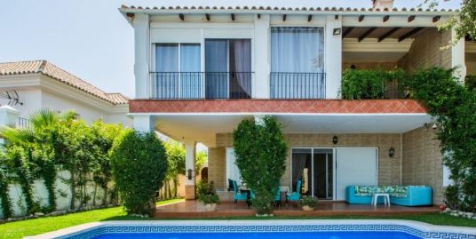 Townhouse for Sale in La Mairena, Marbella, Málaga