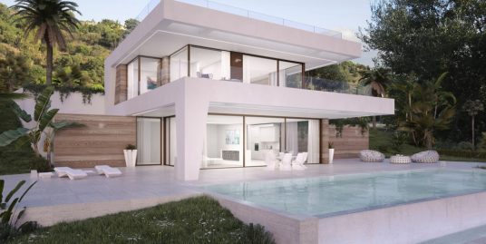 Villa for Sale in East Estepona, Málaga