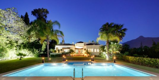 Villa for Sale in Nueva Andalucía, Marbella, Málaga