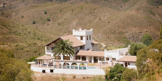 Villa for Sale in Alhaurín el Grande, Málaga