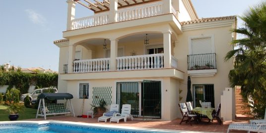 Villa for Sale in Coín, Málaga