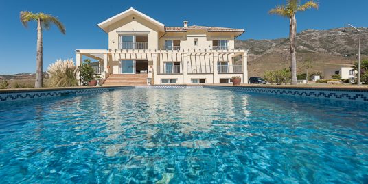 Villa for Sale in Valtocado, Mijas, Málaga