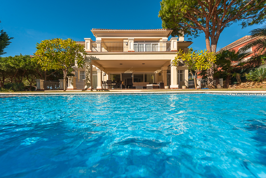 Villa for Sale in Las Chapas, Marbella, Málaga