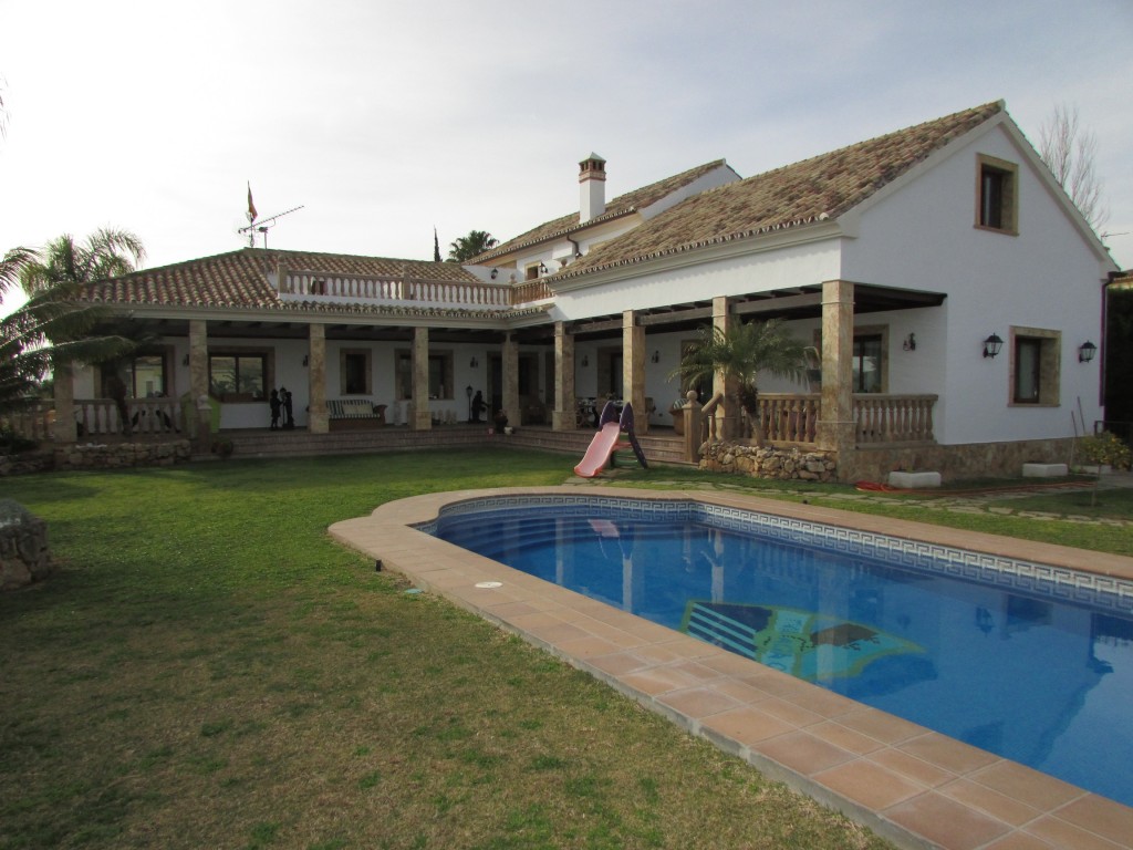 Villa for Sale in Mijas Golf, Málaga