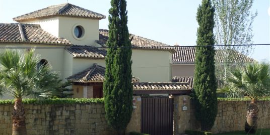 Villa for Sale in Mijas Golf, Málaga