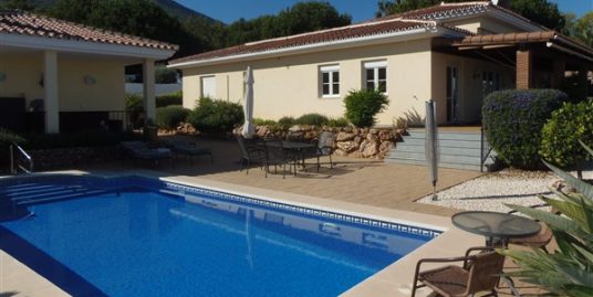 Villa for Sale in Alhaurín el Grande, Málaga