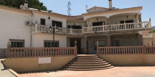 Villa for Sale in Alhaurín de la Torre, Málaga