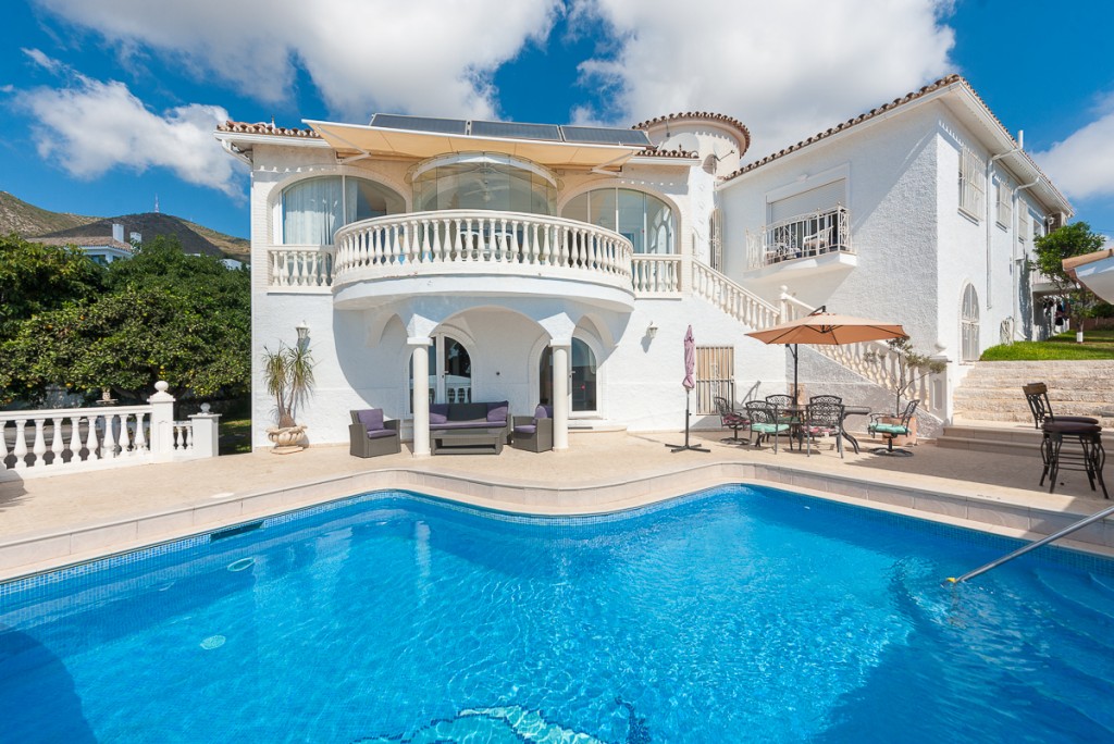 Villa for Sale in Benalmádena, Málaga