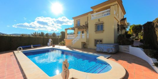 Villa for Sale in Las Delicias, Coín, Málaga