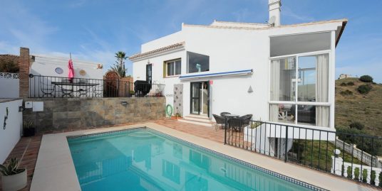 Villa for Sale in Cerros del Águila, Mijas Costa, Málaga
