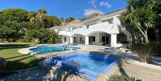 Villa for Sale in La Capellanía, Benalmádena, Málaga